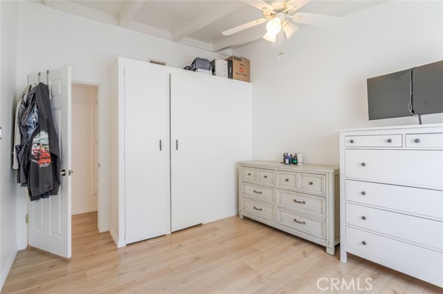 Detail Gallery Image 21 of 39 For 22459 Guadilamar Dr, Saugus,  CA 91350 - 3 Beds | 2 Baths