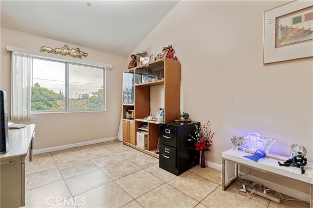 Detail Gallery Image 29 of 48 For 11965 Terra Bella St #17,  Sylmar,  CA 91342 - 3 Beds | 3 Baths