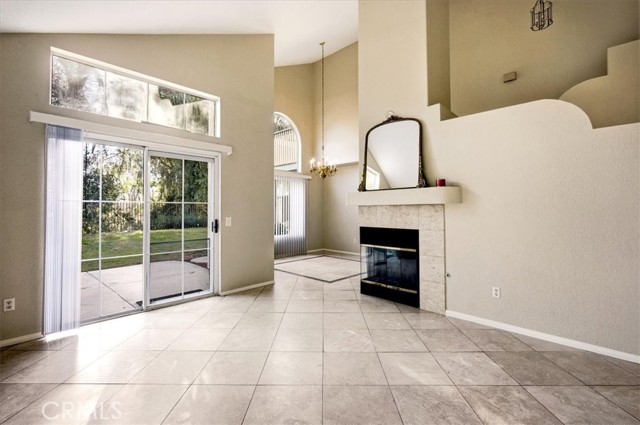 Detail Gallery Image 2 of 30 For 24599 Calle San Vicente, Murrieta,  CA 92562 - 4 Beds | 2/1 Baths