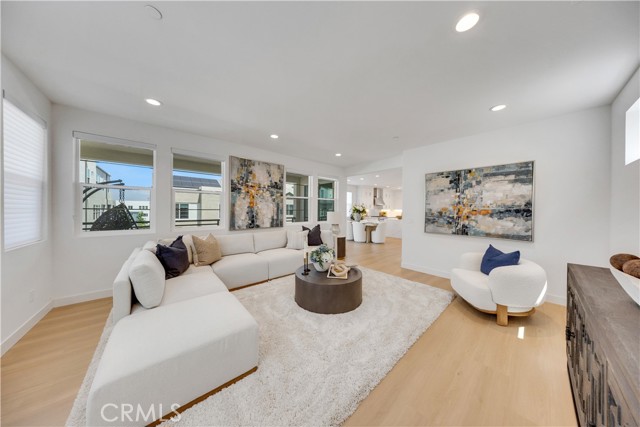 Detail Gallery Image 1 of 72 For 251 Tank, Irvine,  CA 92618 - 4 Beds | 3/1 Baths