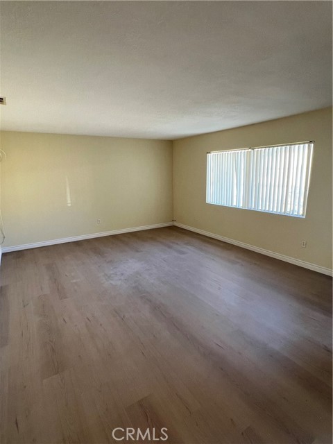 Detail Gallery Image 1 of 9 For 975 Waters Ave #2,  Pomona,  CA 91766 - 2 Beds | 1 Baths