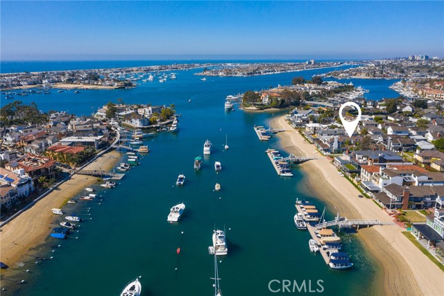 Detail Gallery Image 36 of 55 For 14 Beacon Bay, Newport Beach,  CA 92660 - 4 Beds | 4/1 Baths