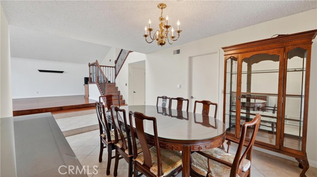 Detail Gallery Image 16 of 56 For 14272 Saarinen Ct, Irvine,  CA 92606 - 4 Beds | 2/1 Baths