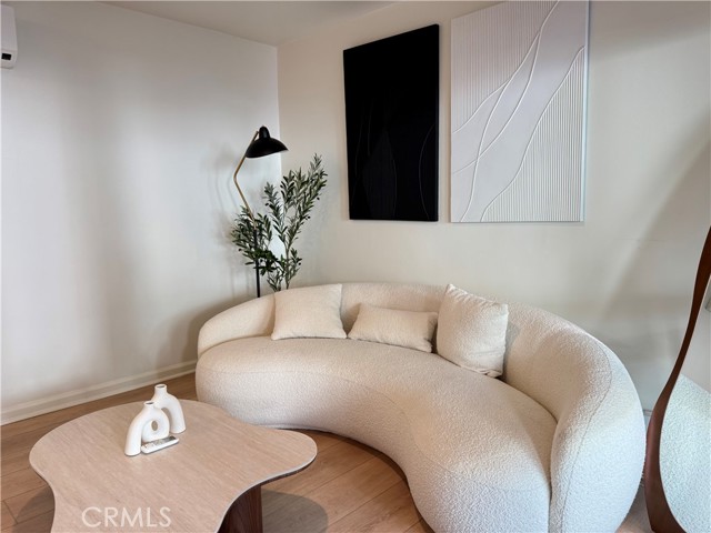 Detail Gallery Image 2 of 33 For 251 N Oakland Ave #3,  Pasadena,  CA 91101 - 1 Beds | 1 Baths
