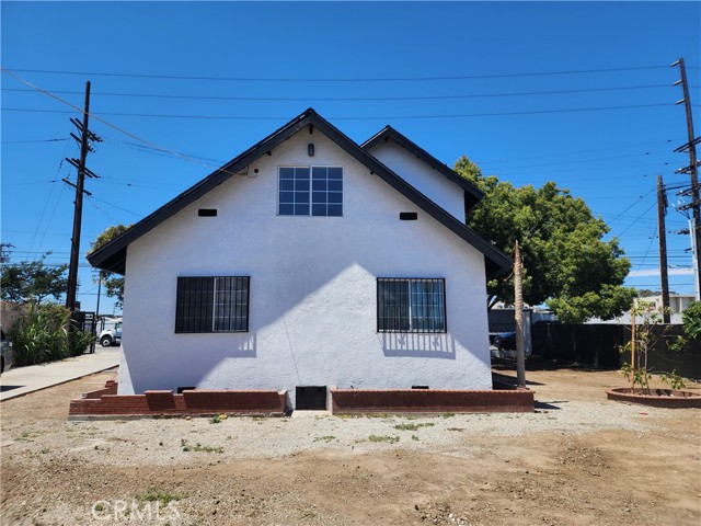 700 E Compton BLVD