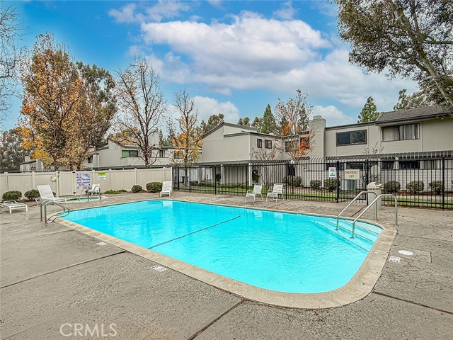 Detail Gallery Image 15 of 18 For 6542 Stoney View #2, Simi Valley,  CA 93063 - 2 Beds | 2 Baths