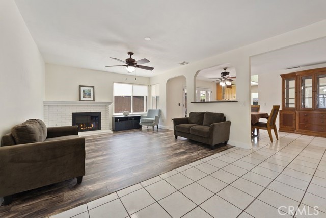 Image 5 of 23 For 7031 Pasadena Place