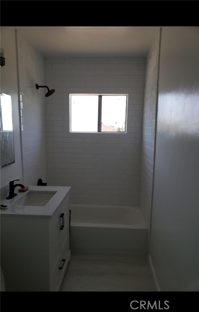 Front Image Thumbnail for CRMB25247439