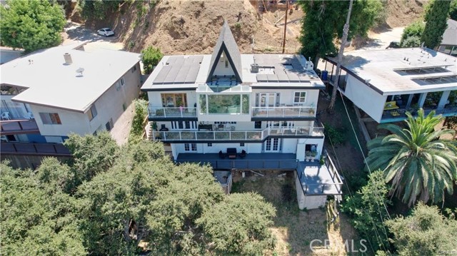 1537 Wildwood Drive, Eagle Rock CA: https://media.crmls.org/medias/a76bbfdc-121c-4ac6-9c98-cf4f852c831d.jpg