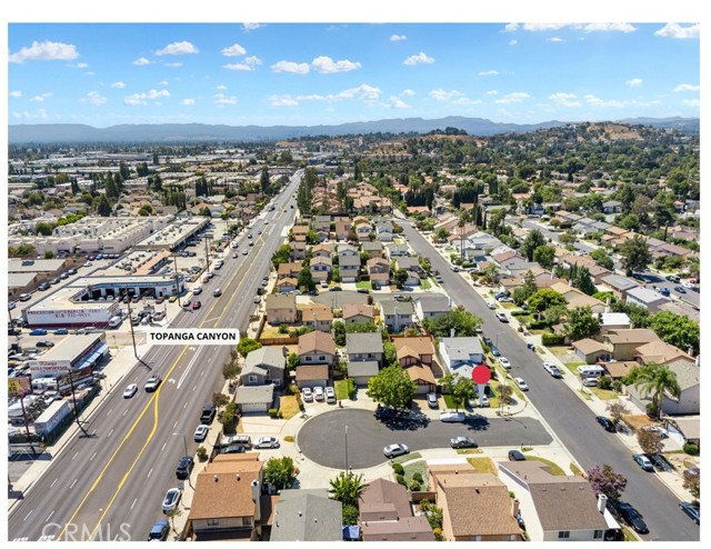 Detail Gallery Image 30 of 31 For 22018 Craggy View St, Chatsworth,  CA 91311 - 3 Beds | 3 Baths