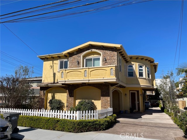 1905 Huntington Lane, Redondo Beach, California 90278, 4 Bedrooms Bedrooms, ,3 BathroomsBathrooms,Residential,Sold,Huntington Lane,SB22018920