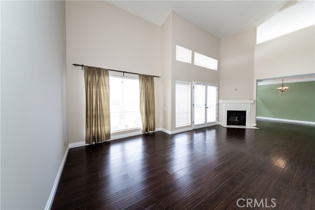 Detail Gallery Image 11 of 53 For 5224 Zelzah Ave #309,  Encino,  CA 91316 - 2 Beds | 2/1 Baths