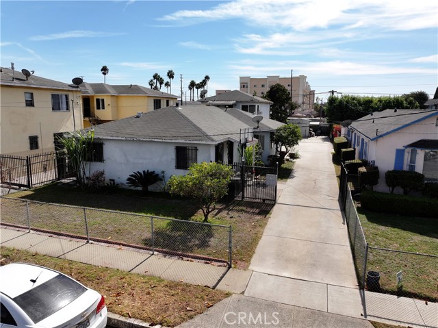 Detail Gallery Image 33 of 34 For 3666 113th St., Inglewood,  CA 90303 - – Beds | – Baths