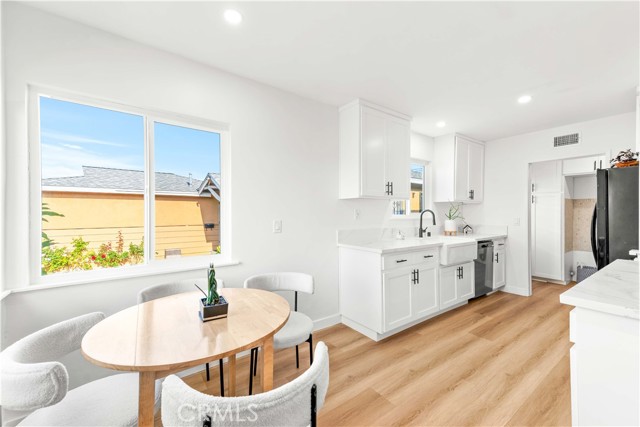 534 W 224th Place, Carson CA: https://media.crmls.org/medias/a76ce9c9-7b3f-4885-9c10-8ca177fbfb35.jpg