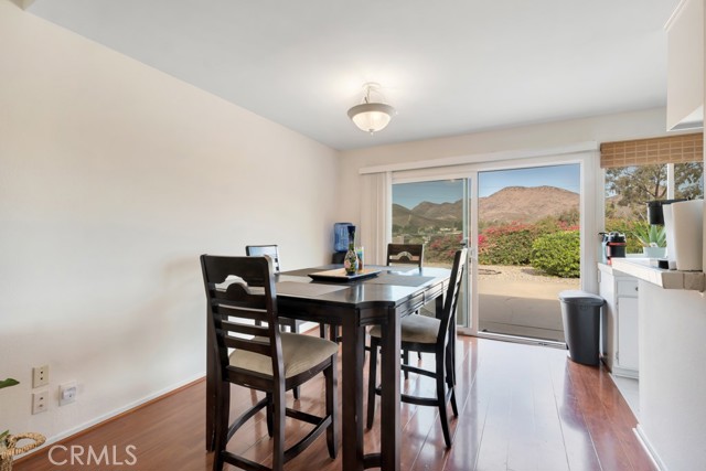 245 Dickenson Avenue, Newbury Park CA: https://media.crmls.org/medias/a76d0144-c7e5-4da1-b660-8413d945663d.jpg