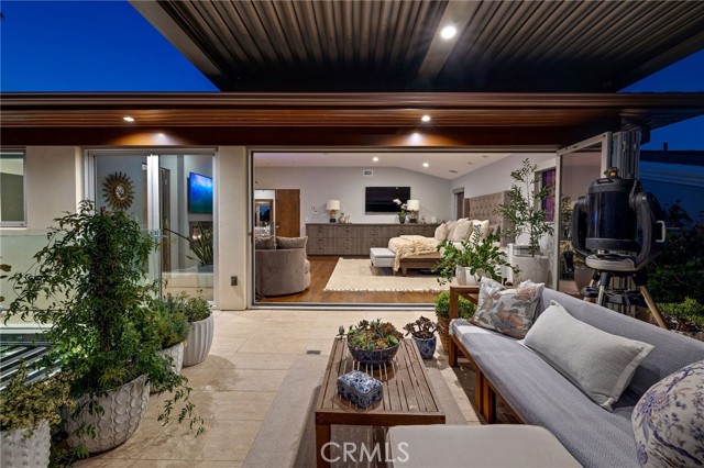 1626 1st Street, Manhattan Beach, California 90266, 5 Bedrooms Bedrooms, 0 ,6 BathroomsBathrooms,Residential,For Sale,1st,0,SB26133853