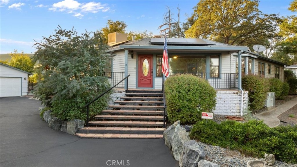 115 Acacia Avenue