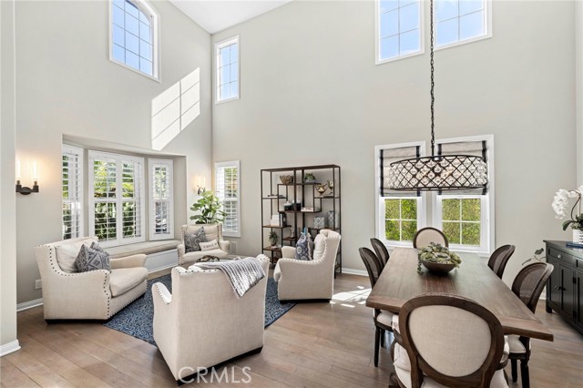 106 Plaza Via Sol, San Clemente CA: https://media.crmls.org/medias/a76def7c-bf29-4a79-b1e5-405e612926f5.jpg