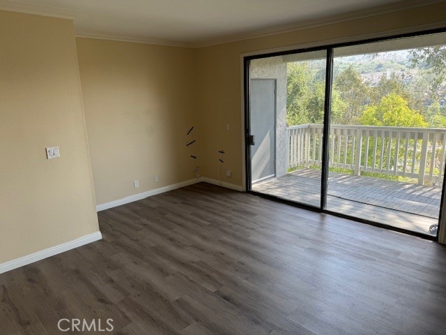 Detail Gallery Image 2 of 9 For 545 S Ranch View Cir, Anaheim Hills,  CA 92807 - 2 Beds | 2/1 Baths