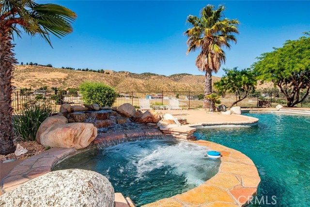 Detail Gallery Image 42 of 70 For 9250 Elizabeth Lake Rd, Leona Valley,  CA 93551 - 4 Beds | 3/1 Baths