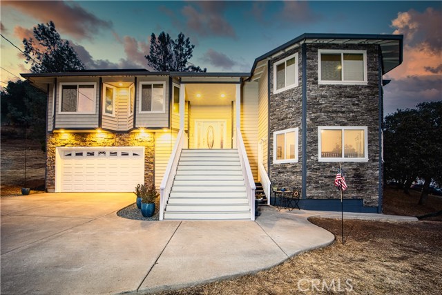 Photo of 16544 Hacienda Court, Hidden Valley Lake, CA 95467