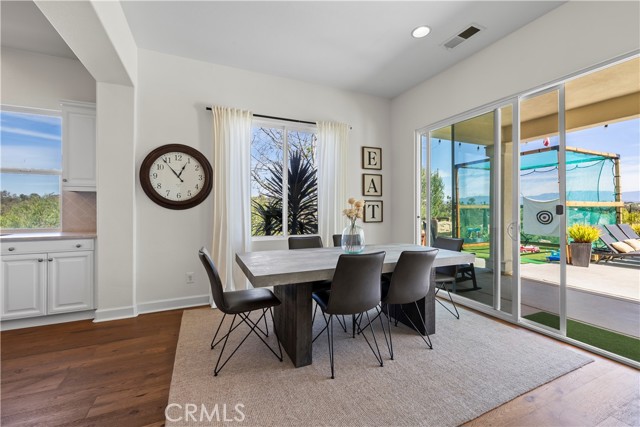 Detail Gallery Image 10 of 66 For 380 Highland Oaks Ct, Fallbrook,  CA 92028 - 5 Beds | 4/1 Baths