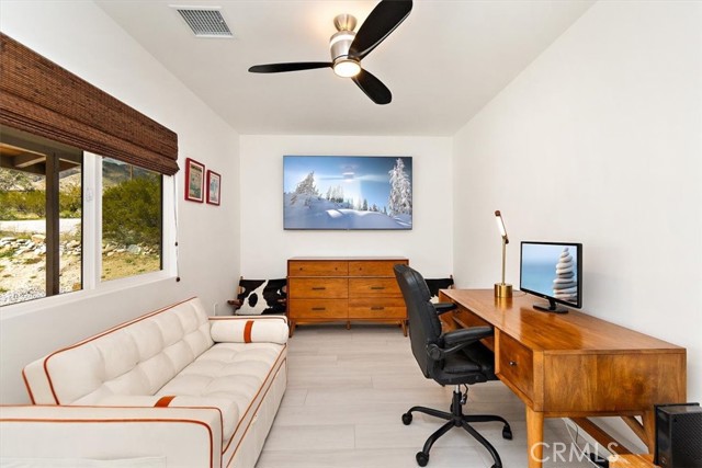 Detail Gallery Image 15 of 33 For 9141 Navajo Trl, Morongo Valley,  CA 92256 - 3 Beds | 2 Baths