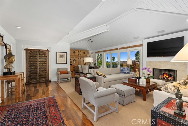 207 Calle Rica, San Clemente CA: https://media.crmls.org/medias/a7719d50-ad55-4e10-9576-25ddcf3ec7db.jpg