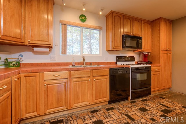 Detail Gallery Image 11 of 52 For 179 Elams Ranch, Oroville,  CA 95966 - 1 Beds | 1 Baths