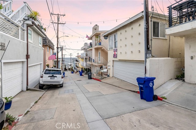 211 Shell Street, Manhattan Beach, California 90266, 3 Bedrooms Bedrooms, ,2 BathroomsBathrooms,Residential,Sold,Shell,PW23202096
