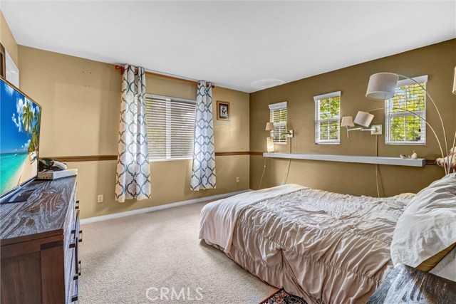26816 Wyatt Lane, Stevenson Ranch CA: https://media.crmls.org/medias/a773280d-1b6e-429c-93a6-01b6aa97836a.jpg