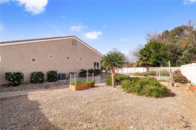 Detail Gallery Image 48 of 65 For 4683 Viaggio Cir, Jurupa Valley,  CA 92509 - 4 Beds | 2/1 Baths