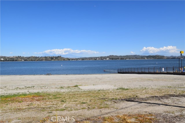 Detail Gallery Image 9 of 10 For 32976 Oleander, Lake Elsinore,  CA 92530 - 3 Beds | 1 Baths