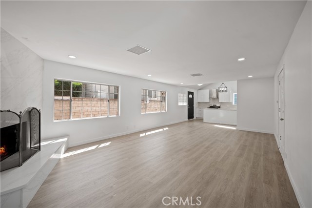 Detail Gallery Image 46 of 73 For 7445 Balcom Ave, Reseda,  CA 91335 - 4 Beds | 2 Baths
