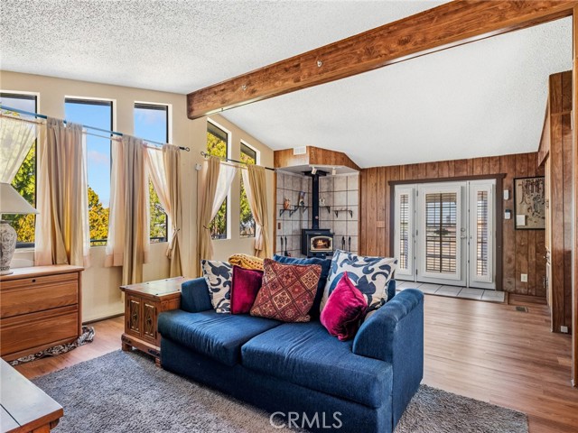 Detail Gallery Image 9 of 34 For 599 Smoke Tree Rd, Pinon Hills,  CA 92372 - 2 Beds | 2 Baths