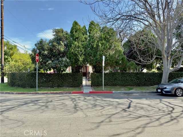 Detail Gallery Image 36 of 38 For 5654 Stansbury, Van Nuys,  CA 91401 - 2 Beds | 2 Baths