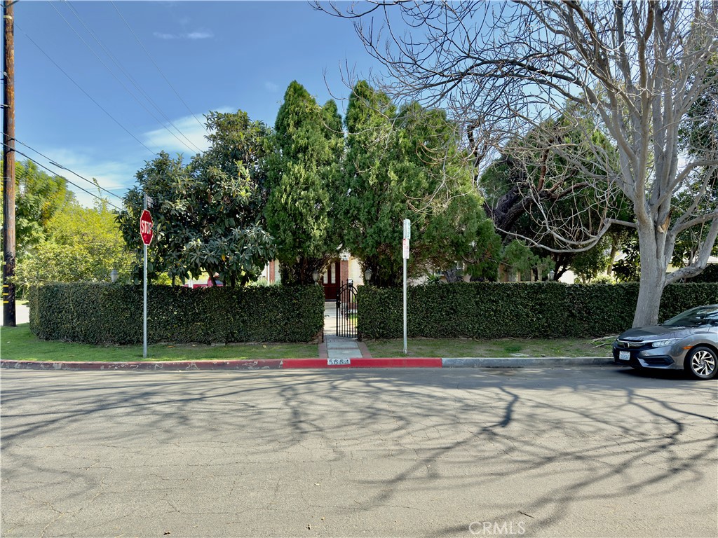 https://media.crmls.org/medias/a775173c-dc79-4de2-9ca5-00dbb25ab9df.jpg?preset=X-Large
