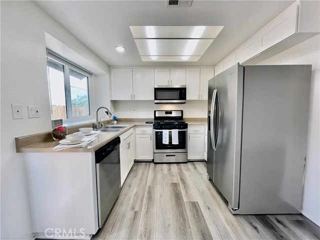 Image 16 of 28 For 79400 Avenue 42 3