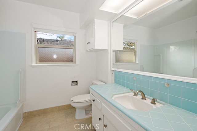 Detail Gallery Image 9 of 45 For 10142 Mcmichael Dr, Garden Grove,  CA 92840 - 3 Beds | 2 Baths