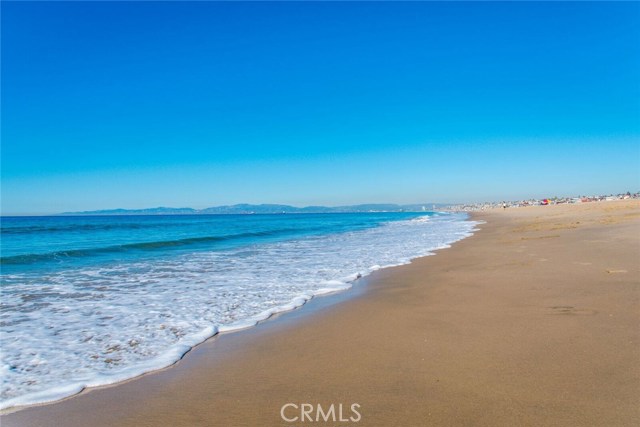 1600 Ardmore Avenue, Hermosa Beach, California 90254, 1 Bedroom Bedrooms, ,Residential,Sold,Ardmore,SB17012013