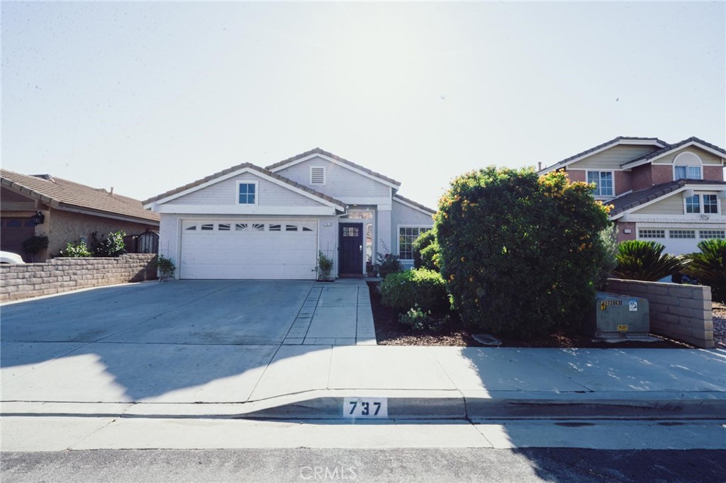 737 Juniper Street