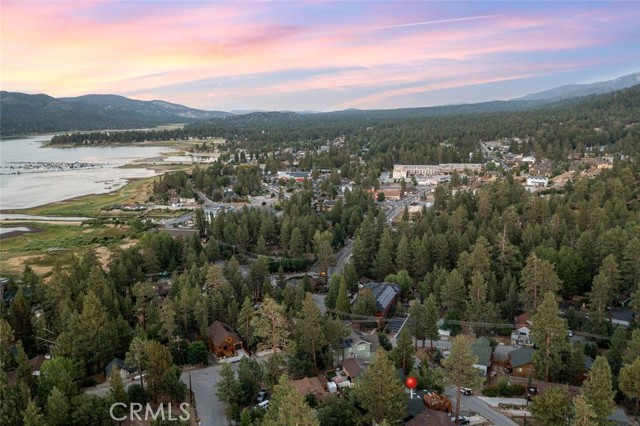 Detail Gallery Image 32 of 34 For 40356 Cliff Ln, Big Bear Lake,  CA 92315 - 2 Beds | 2 Baths