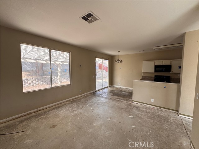 Detail Gallery Image 9 of 48 For 2014 W Dawnview Dr, Rialto,  CA 92377 - 4 Beds | 2 Baths