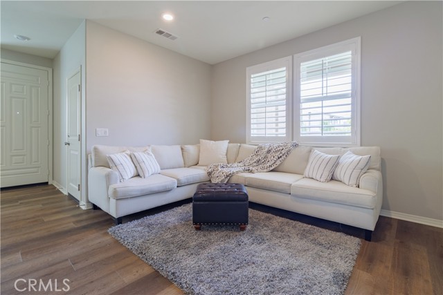 Detail Gallery Image 18 of 47 For 16034 Ulysses Ln, Fontana,  CA 92336 - 6 Beds | 4/1 Baths