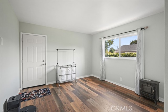 8745 Valjean Avenue, North Hills CA: https://media.crmls.org/medias/a7790f25-6f01-4d49-af4a-a103e9d572f6.jpg