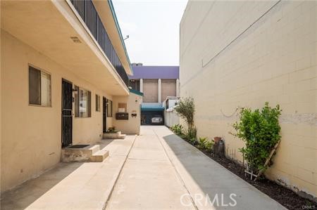 116 S Fir Avenue, Inglewood CA: https://media.crmls.org/medias/a7794314-29eb-4ecd-b3fb-98de33209157.jpg