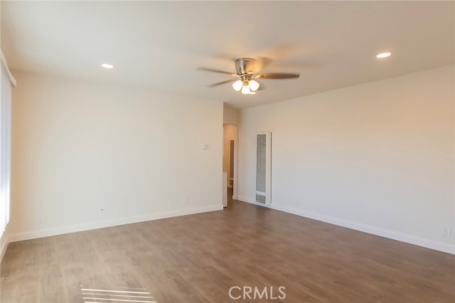 Front Image Thumbnail for CRSB25280912