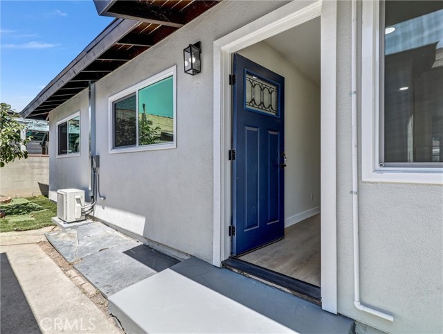 410 S Ford Boulevard, Los Angeles CA: https://media.crmls.org/medias/a779c68e-3657-493c-932e-769d9114c2f6.jpg