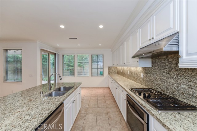 Detail Gallery Image 9 of 43 For 60 Brindisi, Irvine,  CA 92618 - 3 Beds | 2/1 Baths