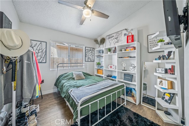 13883 Northstar Avenue, Victorville CA: https://media.crmls.org/medias/a77a9bc7-7794-4250-8bf5-60f32eefe1f3.jpg